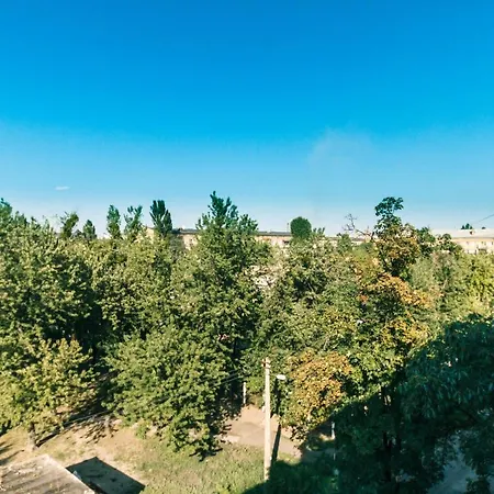 Near Metro Station Darnitsa Apartment